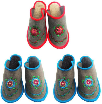 

Shilipi Perokars Slippers, Multicolor