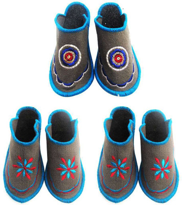 

Shilipi Perokars Slippers, Multicolor