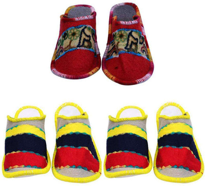 

Shilipi Perokars Slippers, Multicolor