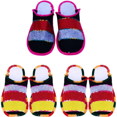 

Shree Sai Slippers, Multicolor