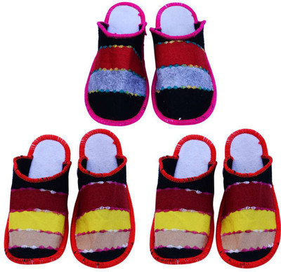 

Shilipi Perokars Slippers, Multicolor