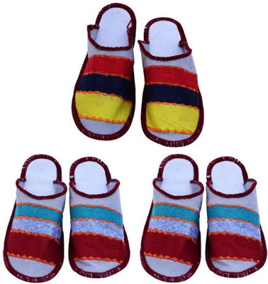 

Champaliya Slippers, Multicolor