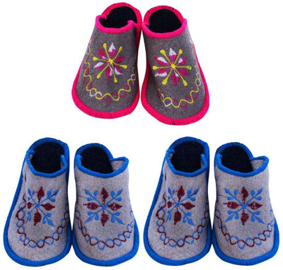 

Shree Sai Slippers, Purple
