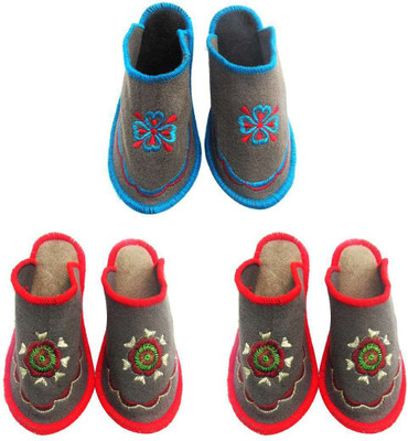 

Shilipi Perokars Slippers, Multicolor