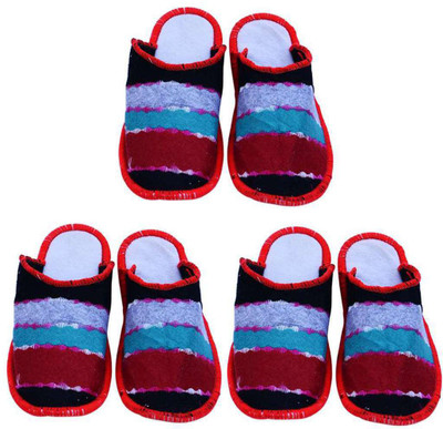 

Champaliya Slippers, Multicolor