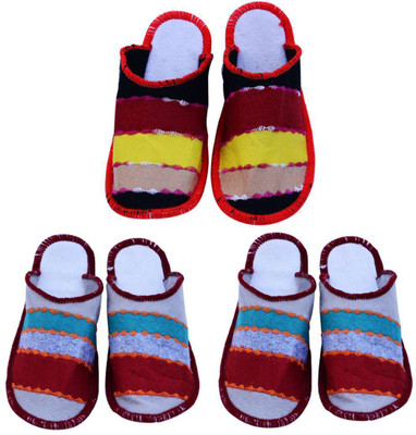 

Shilipi Perokars Slippers, Multicolor
