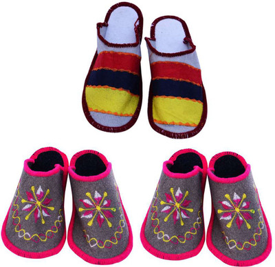

Shilipi Perokars Slippers, Multicolor