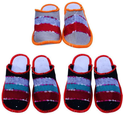 

Champaliya Slippers, Multicolor