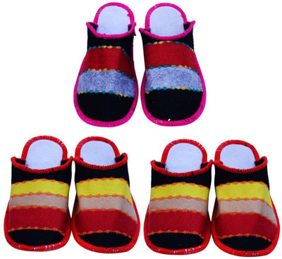 

Shree Sai Slippers, Red