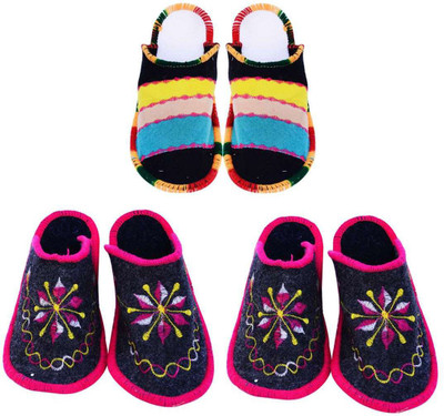 

Shree Sai Slippers, Pink