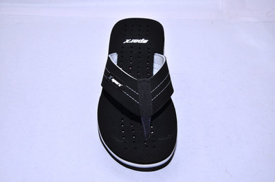 Sparx Men Flip Flops(Black , 7 UK/India)