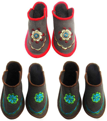 Champaliya Slippers, Multicolor