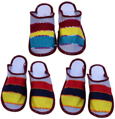 

Shilipi Perokars Slippers, Multicolor