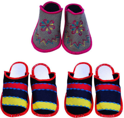 Shree Sai Slippers, Red