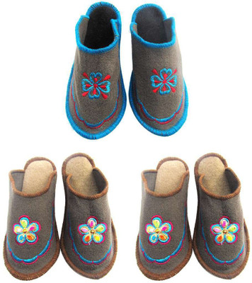 

Shilipi Perokars Slippers, Multicolor