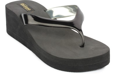 

Shoetopia Flip Flops, Black