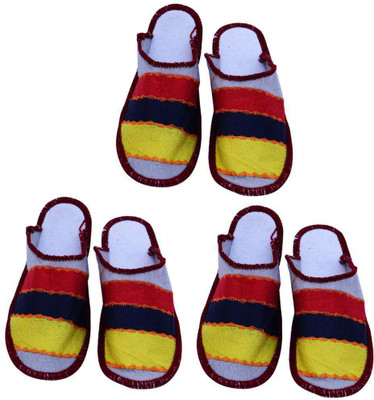 

Champaliya Slippers, Multicolor