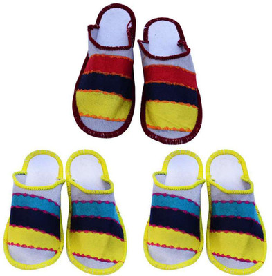 

Champaliya Slippers, Multicolor