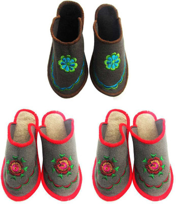 

Shilipi Perokars Slippers, Multicolor