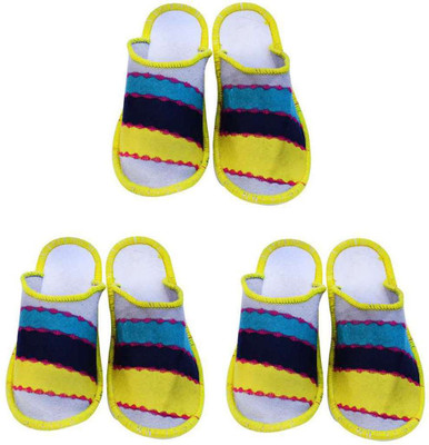 

Champaliya Slippers, Multicolor