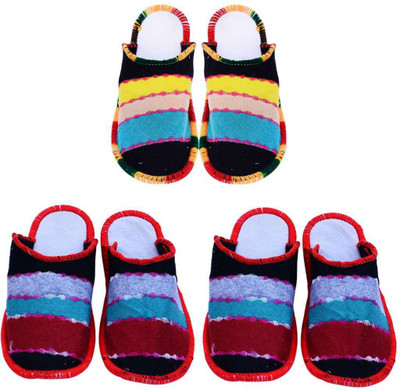 

Shilipi Perokars Slippers, Multicolor