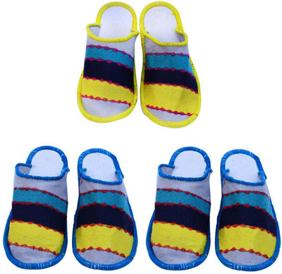 

Champaliya Slippers, Multicolor
