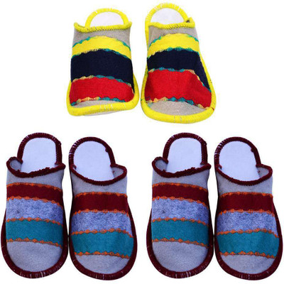

Champaliya Slippers, Multicolor