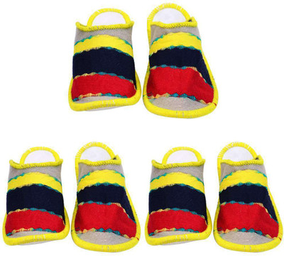 

Champaliya Slippers, Multicolor