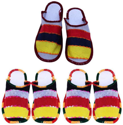 

Champaliya Slippers, Multicolor