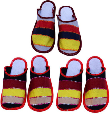 Shilipi Perokars Slippers, Multicolor