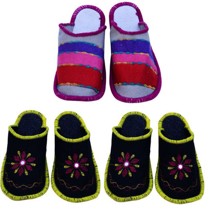 

Champaliya Slippers, Multicolor