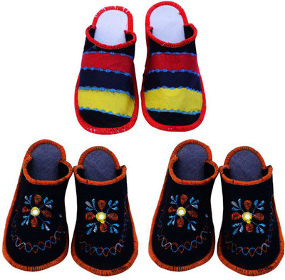 

Shilipi Perokars Slippers, Multicolor