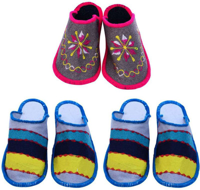 

Shree Sai Slippers, Purple