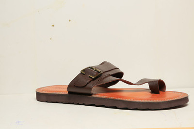 

Bata, Brown