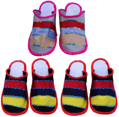 

Champaliya Slippers, Multicolor