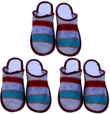 

Shilipi Perokars Slippers, Multicolor