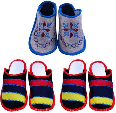 

Shilipi Perokars Slippers, Multicolor
