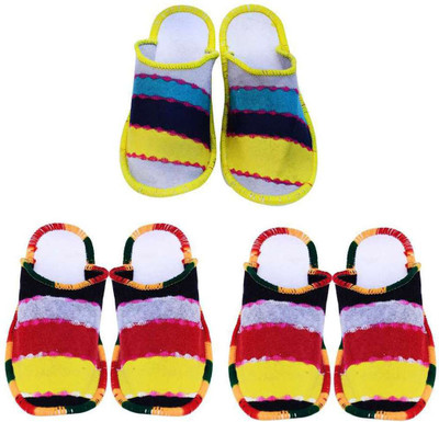

Champaliya Slippers, Multicolor
