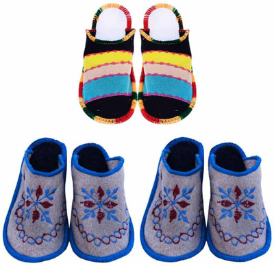 

Champaliya Slippers, Multicolor