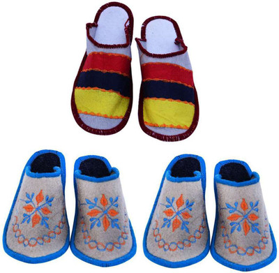 

Champaliya Slippers, Multicolor