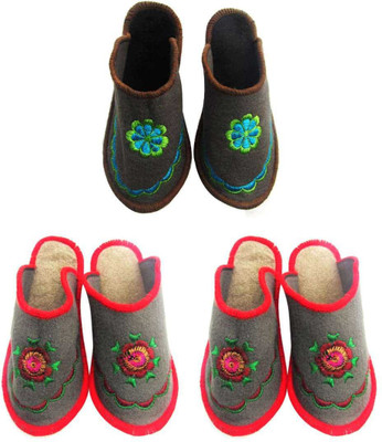 

Champaliya Slippers, Multicolor