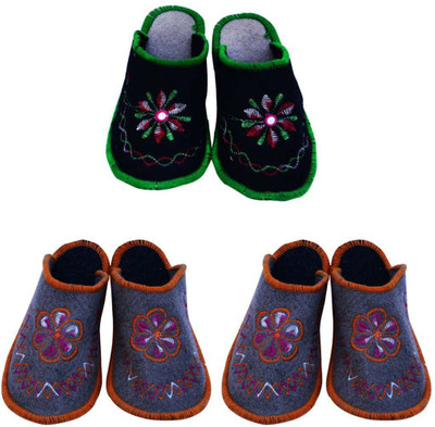 Champaliya Slippers, Multicolor