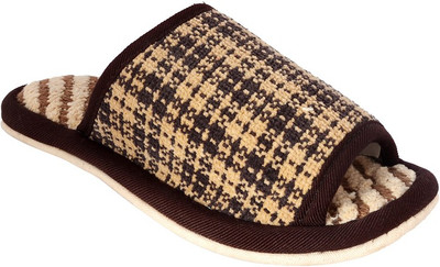 Futro z krolika Slippers, On