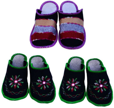 

Champaliya Slippers, Multicolor