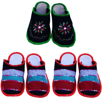 

Shree Sai Slippers, Red