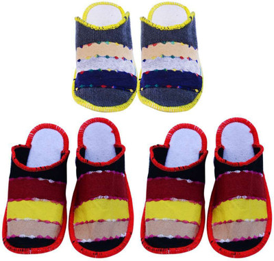

Champaliya Slippers, Multicolor