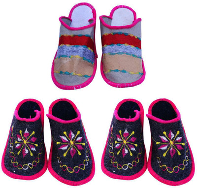 

Shree Sai Slippers, Pink