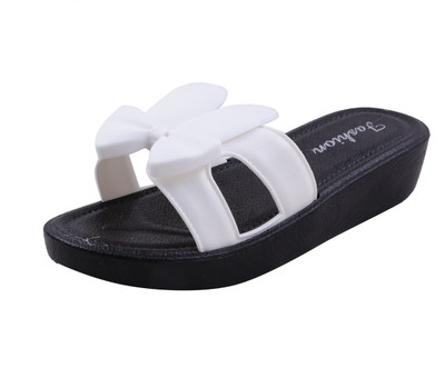 

Adorn Slippers, White