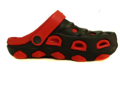 

Manthan Slippers, Red