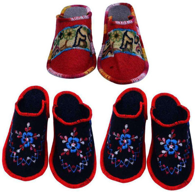 

Shilipi Perokars Slippers, Multicolor